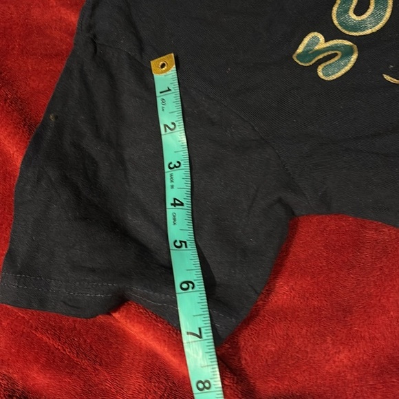 Vintage Style Some who Loves me  went to Dubai UAE tee - Picture 8 of 14